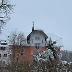 アパート Moderne Ferienwohnung Am Thueringer Wald Perfekt Fuer Familien, Paare & Urlaub Mit Hund, Mit Sauna & Balkon ゲオルゲンタール