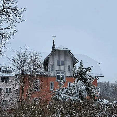 Apartman Moderne Am Thueringer Wald Perfekt Fuer Familien, Paare & Urlaub Mit Hund, Mit Sauna & Balkon Georgenthal