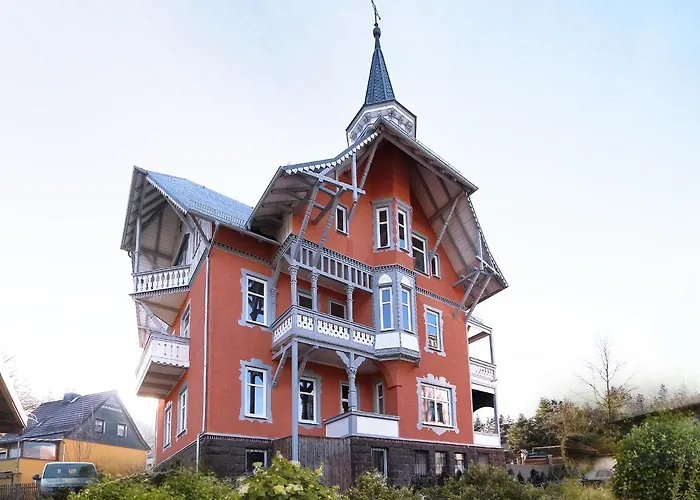 Moderne In Alter アパート *